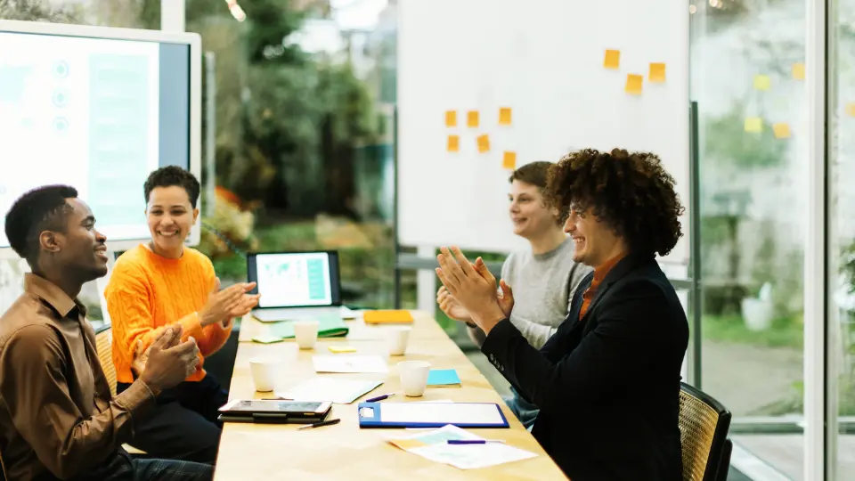 Adapting to New Work Environments: Tips for International Interns