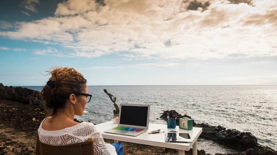 Benefits of working and traveling in Asia