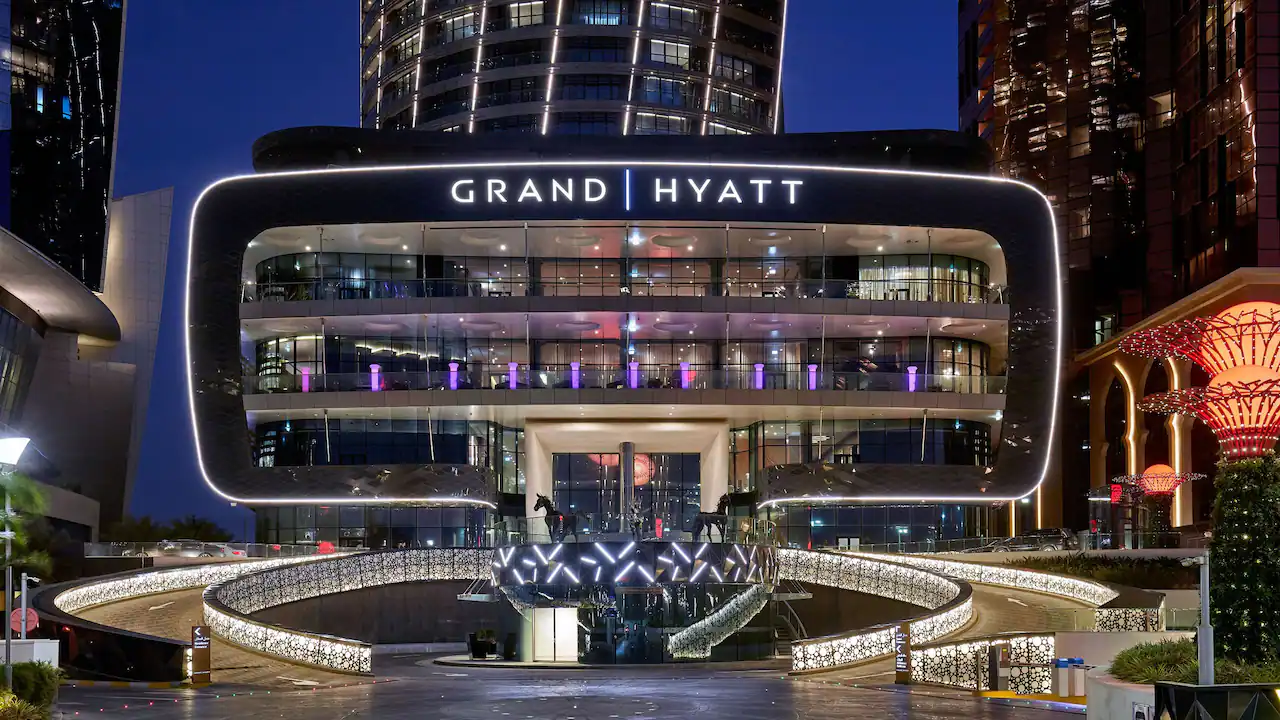 Grand-Hyatt-Abu-Dhabi-P169-Hotel-Exterior-Night.16x9