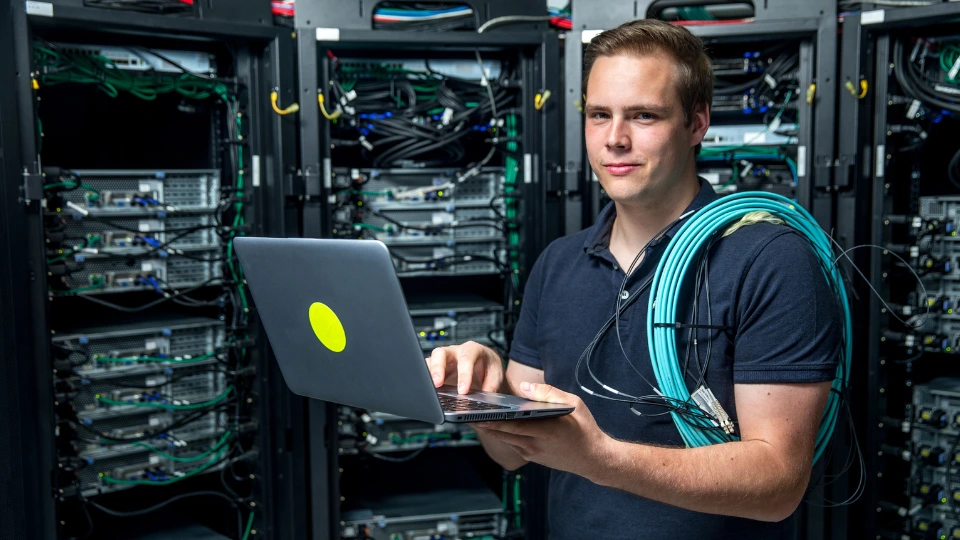 it support specialist hotel